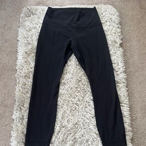 Lululemon size 6 black wunder under leggings